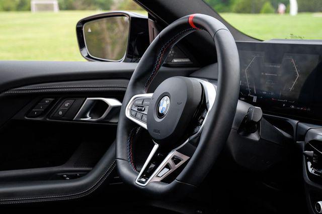2025 BMW M240 i