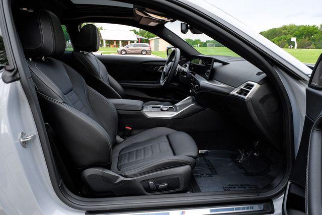 2025 BMW M240 i