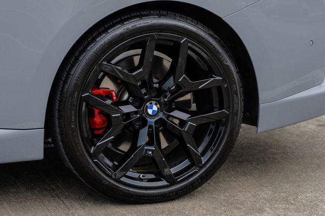 2025 BMW M240 i
