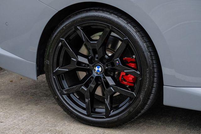 2025 BMW M240 i