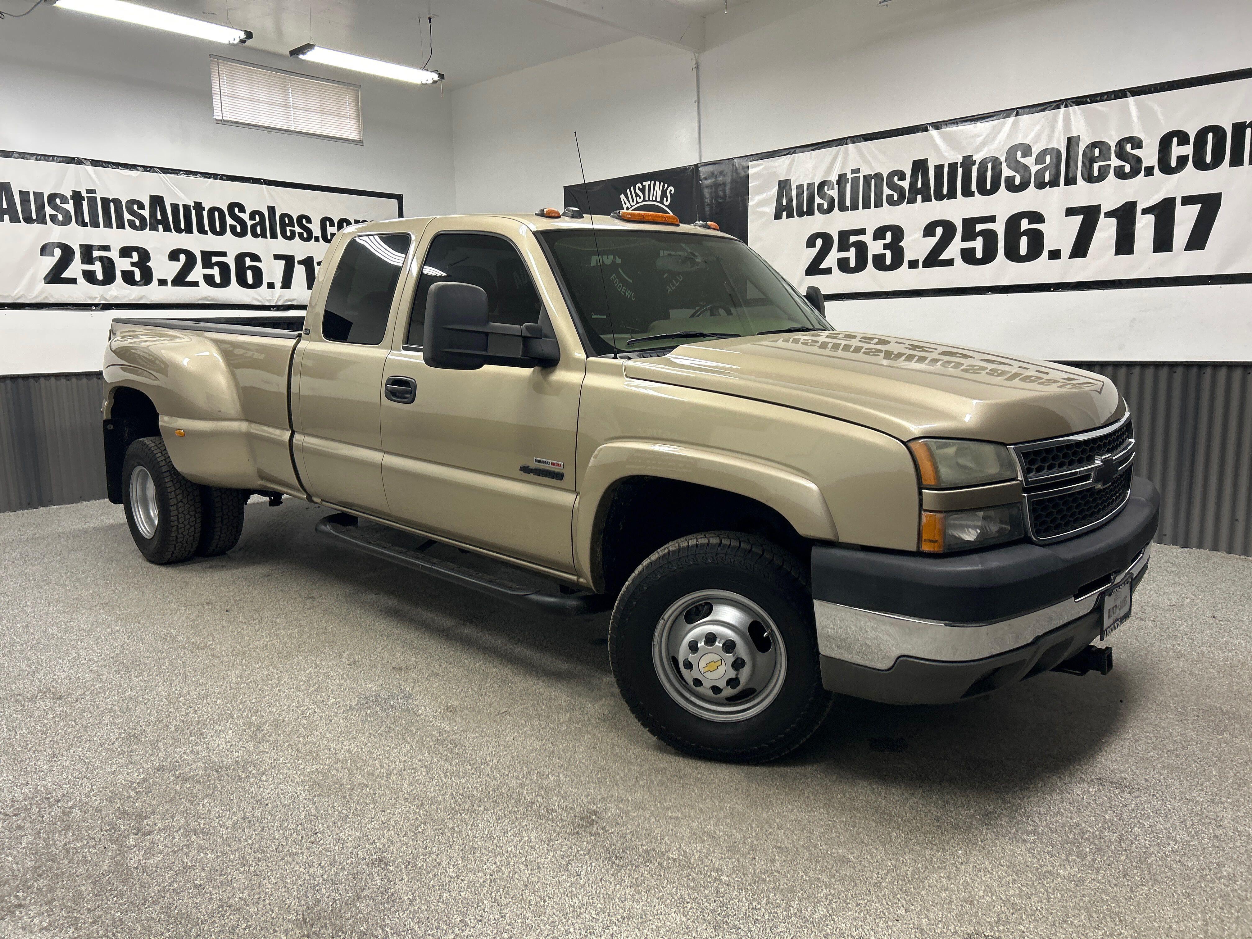 2005 Chevrolet Silverado 3500 LS