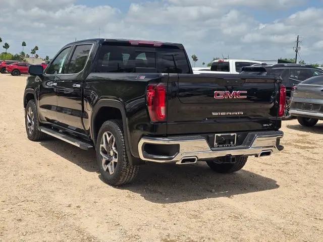 2026 GMC Sierra 1500 Crew Cab, Short Bed, SLT, 4WD