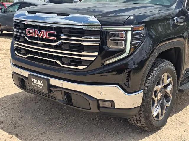 2026 GMC Sierra 1500 Crew Cab, Short Bed, SLT, 4WD