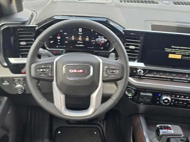 2026 GMC Sierra 1500 Crew Cab, Short Bed, SLT, 4WD
