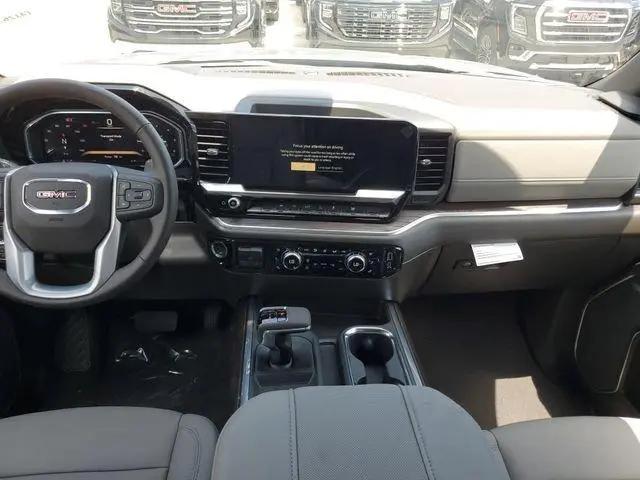 2026 GMC Sierra 1500 Crew Cab, Short Bed, SLT, RWD
