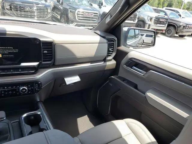 2026 GMC Sierra 1500 Crew Cab, Short Bed, SLT, RWD
