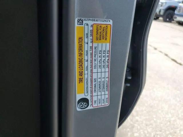 2026 GMC Sierra 1500 Crew Cab, Short Bed, SLT, RWD