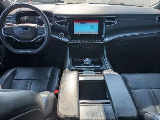 2023 Jeep Wagoneer Series II 4x2