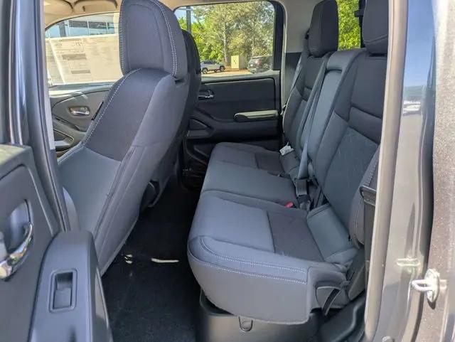 2026 Nissan Frontier Crew Cab SV 4x2