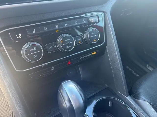 2021 Volkswagen Atlas Cross Sport 3.6L V6 SEL Premium R-Line