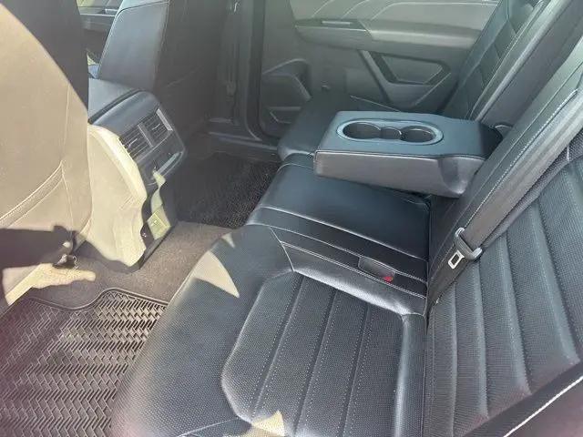2021 Volkswagen Atlas Cross Sport 3.6L V6 SEL Premium R-Line