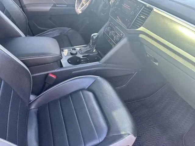 2021 Volkswagen Atlas Cross Sport 3.6L V6 SEL Premium R-Line