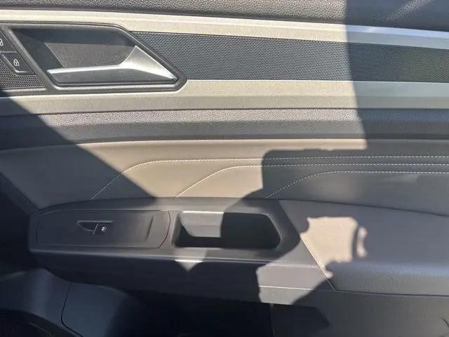 2021 Volkswagen Atlas Cross Sport 3.6L V6 SEL Premium R-Line