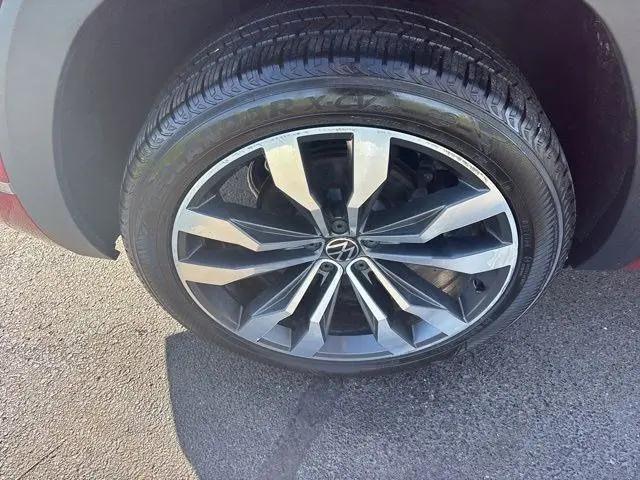 2021 Volkswagen Atlas Cross Sport 3.6L V6 SEL Premium R-Line