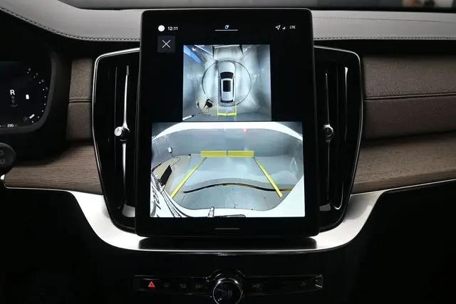2026 Volvo XC90 Ultra Dark Theme, B6 AWD Gas (mild hybrid), Gasoline, 7 Seats