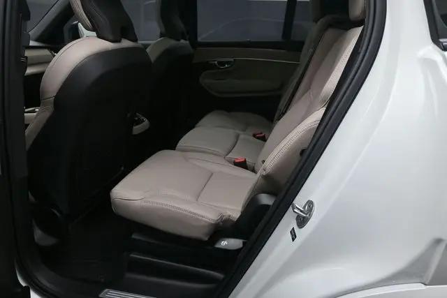 2026 Volvo XC90 Ultra Dark Theme, B6 AWD Gas (mild hybrid), Gasoline, 7 Seats