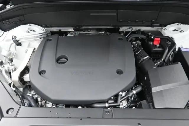 2026 Volvo XC90 Ultra Dark Theme, B6 AWD Gas (mild hybrid), Gasoline, 7 Seats