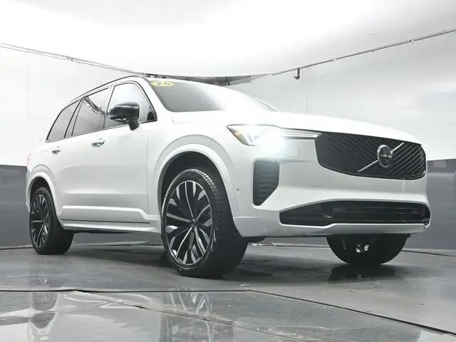 2026 Volvo XC90 Ultra Dark Theme, B6 AWD Gas (mild hybrid), Gasoline, 7 Seats