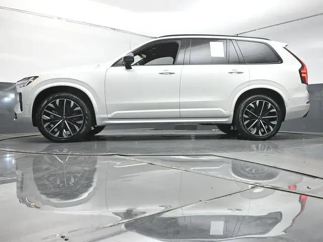 2026 Volvo XC90 Ultra Dark Theme, B6 AWD Gas (mild hybrid), Gasoline, 7 Seats