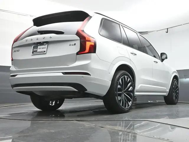 2026 Volvo XC90 Ultra Dark Theme, B6 AWD Gas (mild hybrid), Gasoline, 7 Seats