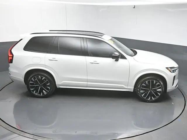 2026 Volvo XC90 Ultra Dark Theme, B6 AWD Gas (mild hybrid), Gasoline, 7 Seats