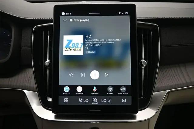 2026 Volvo XC90 Plug-In Hybrid Ultra, T8 AWD, Electric/Gasoline, Bright, 7 Seats
