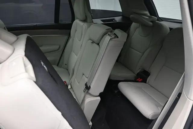2026 Volvo XC90 Plug-In Hybrid Ultra, T8 AWD, Electric/Gasoline, Bright, 7 Seats