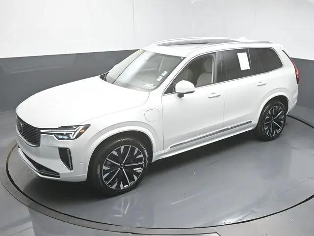 2026 Volvo XC90 Plug-In Hybrid Ultra, T8 AWD, Electric/Gasoline, Bright, 7 Seats