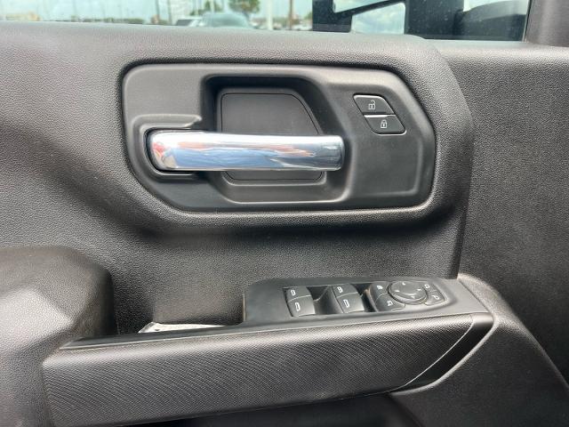2024 Chevrolet Silverado 2500HD 4WD Crew Cab Standard Bed Custom