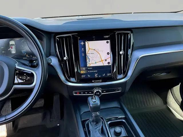 2020 Volvo V60 T5 Momentum