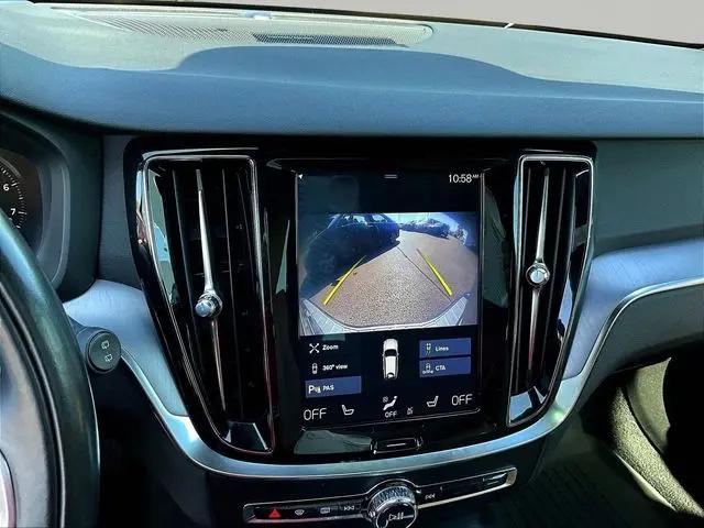 2020 Volvo V60 T5 Momentum
