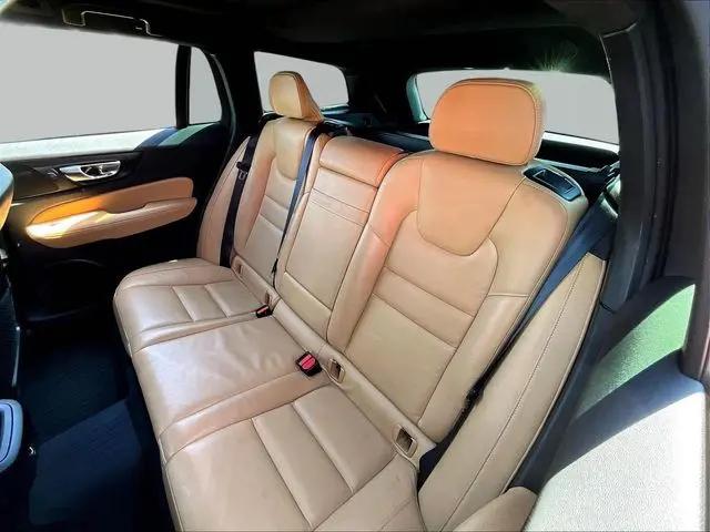 2020 Volvo V60 T5 Momentum