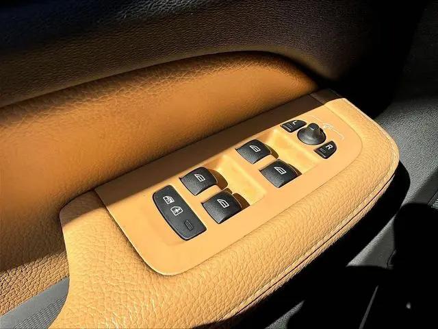 2020 Volvo V60 T5 Momentum