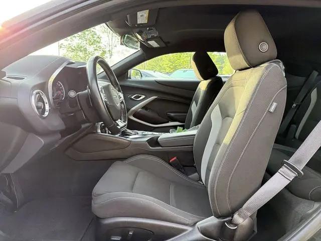 2023 Chevrolet Camaro RWD Coupe 1LT