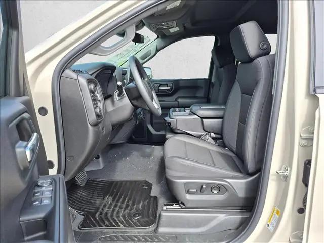 2026 Chevrolet Silverado 1500 4WD Crew Cab Short Bed Custom Trail Boss