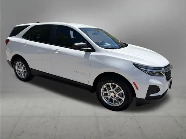 2022 Chevrolet Equinox AWD LS