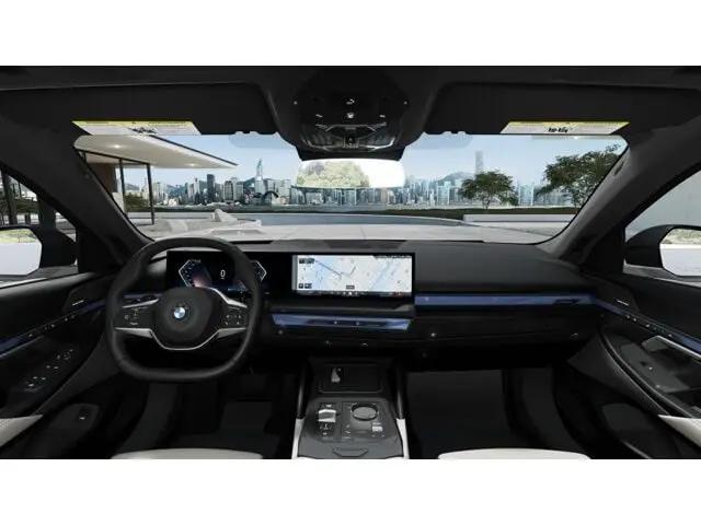 2027 BMW 5 Series 530i