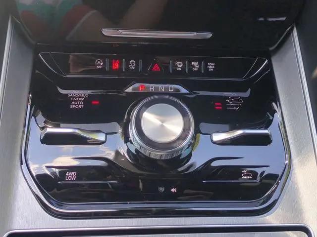 2026 Jeep Grand Wagoneer Upland