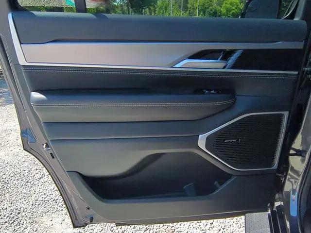 2026 Jeep Grand Wagoneer Upland