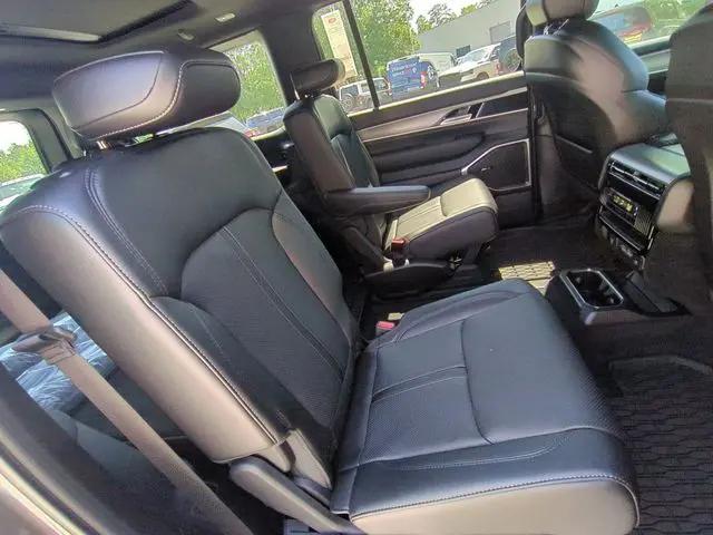 2026 Jeep Grand Wagoneer Upland