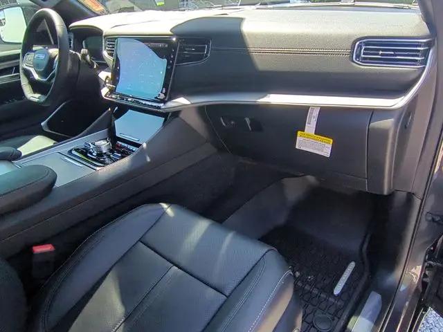 2026 Jeep Grand Wagoneer Upland