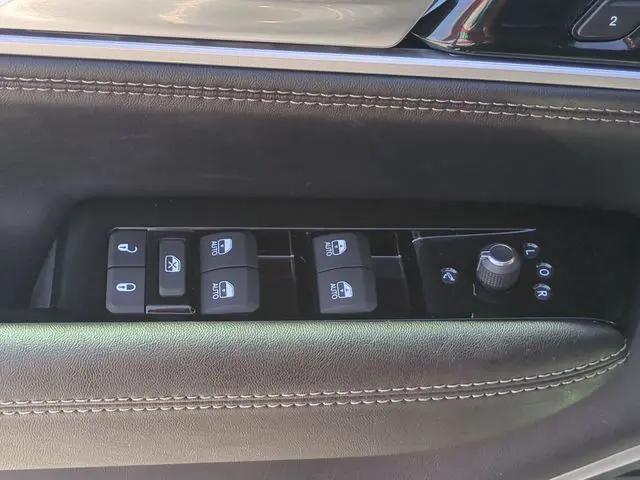 2026 Jeep Grand Wagoneer Upland 4x4