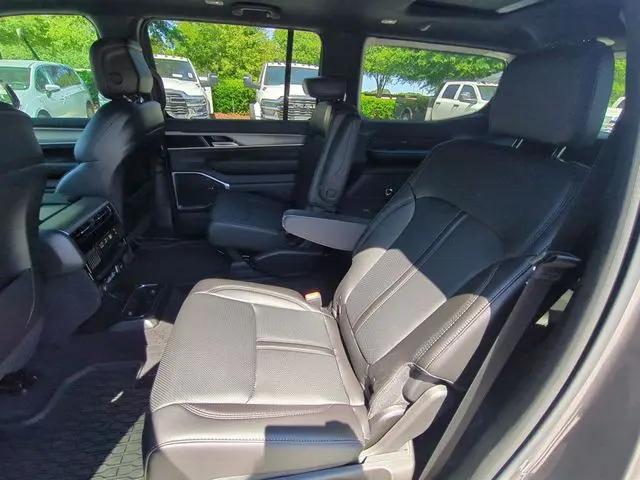 2026 Jeep Grand Wagoneer Upland 4x4