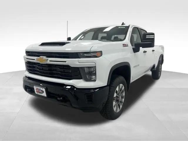 2026 Chevrolet Silverado 2500HD Crew Cab, Long Bed, Custom, 4WD