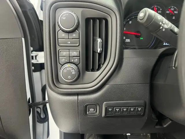 2026 Chevrolet Silverado 2500HD Crew Cab, Long Bed, Custom, 4WD