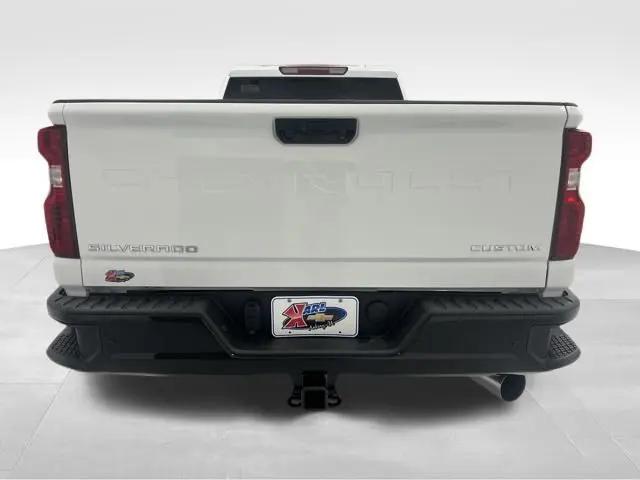 2026 Chevrolet Silverado 2500HD Crew Cab, Long Bed, Custom, 4WD
