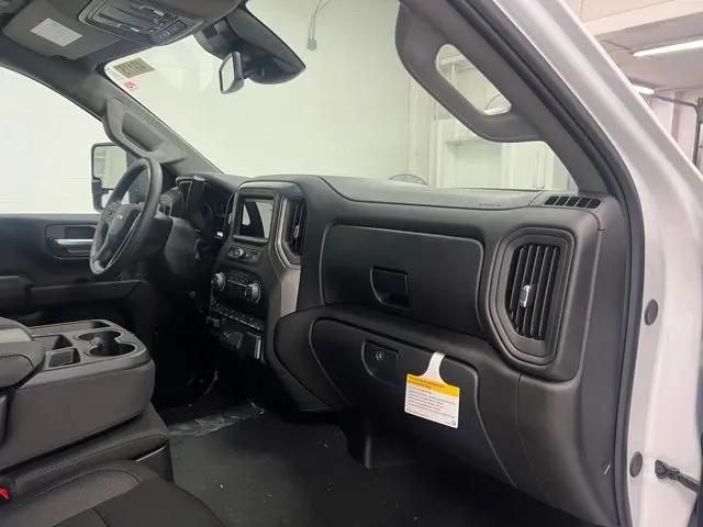 2026 Chevrolet Silverado 2500HD Crew Cab, Long Bed, Custom, 4WD
