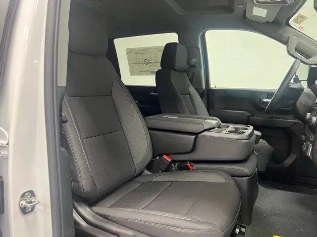 2026 Chevrolet Silverado 2500HD Crew Cab, Long Bed, Custom, 4WD