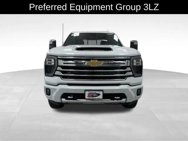 2026 Chevrolet Silverado 2500HD Crew Cab, Standard Bed, High Country, 4WD