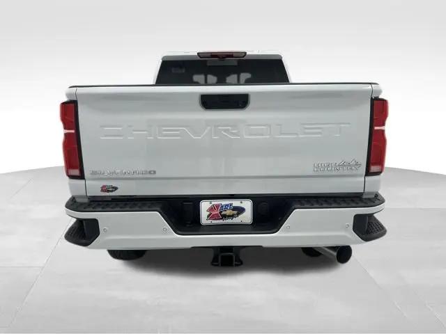 2026 Chevrolet Silverado 2500HD Crew Cab, Standard Bed, High Country, 4WD